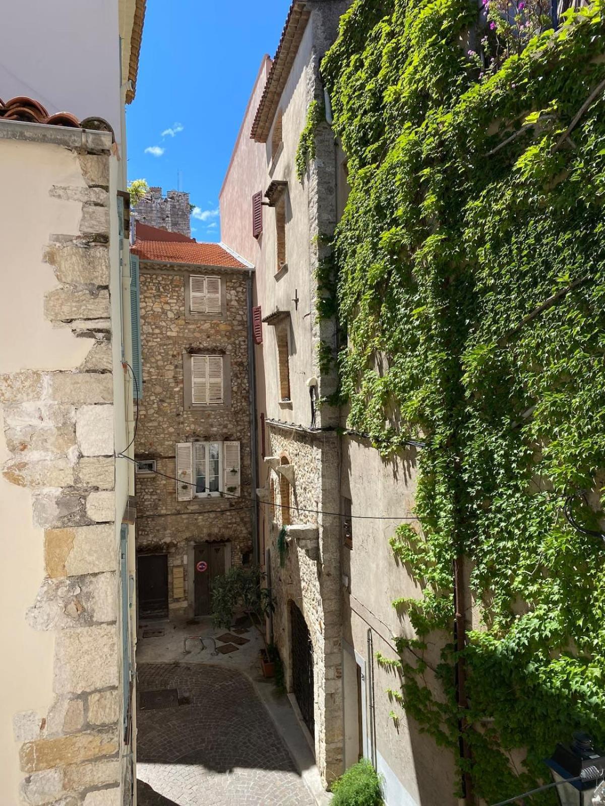 06An - Beautiful Apartment In The Heart Of Old Antibes Ngoại thất bức ảnh